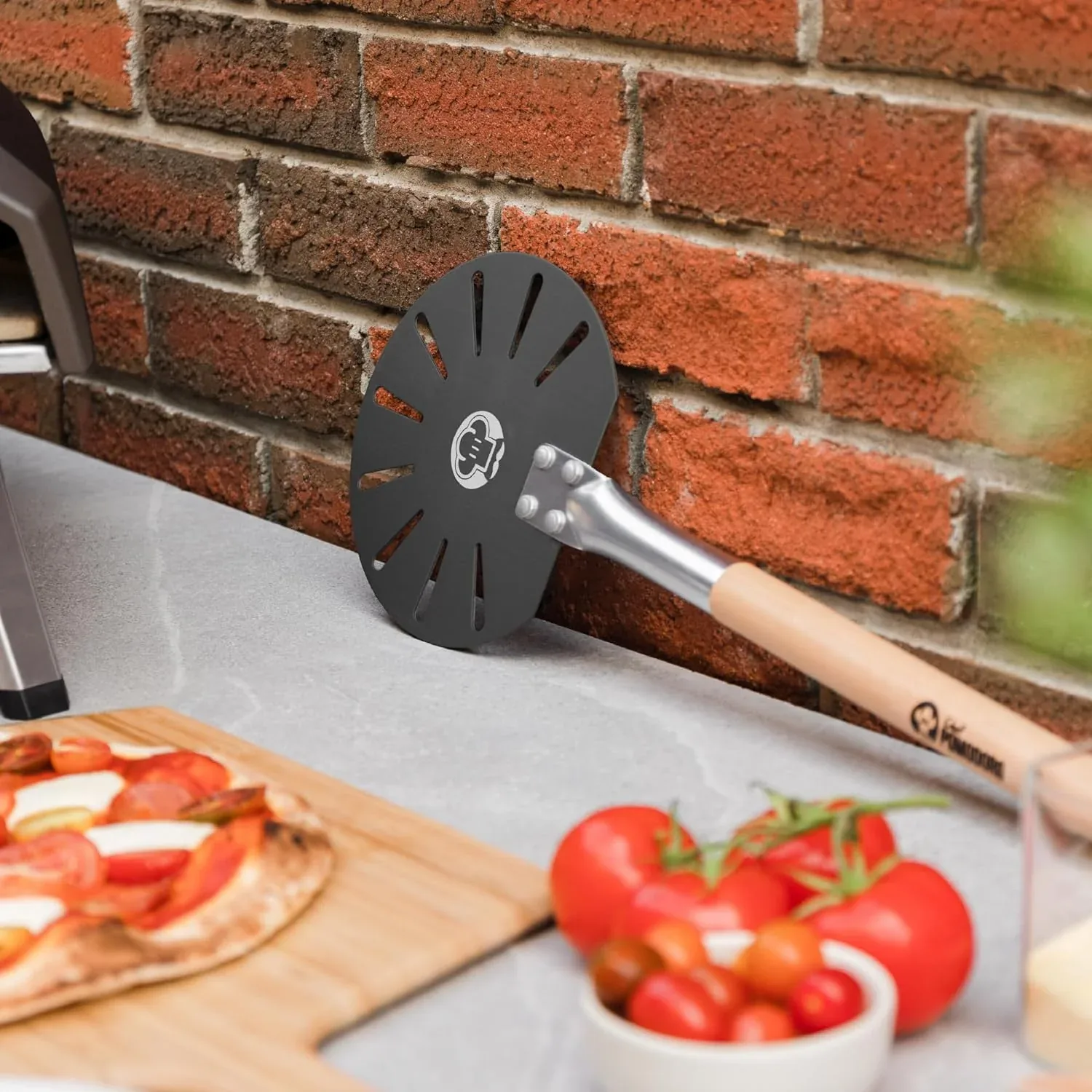 Лопатка для пиццы Chef Pomodoro