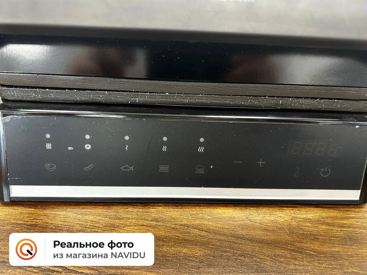 Электрогриль Cecotec — Дефект корпуса (отломан элемент левой задней опоры - немного шатается, дефект на функционал не влияет)