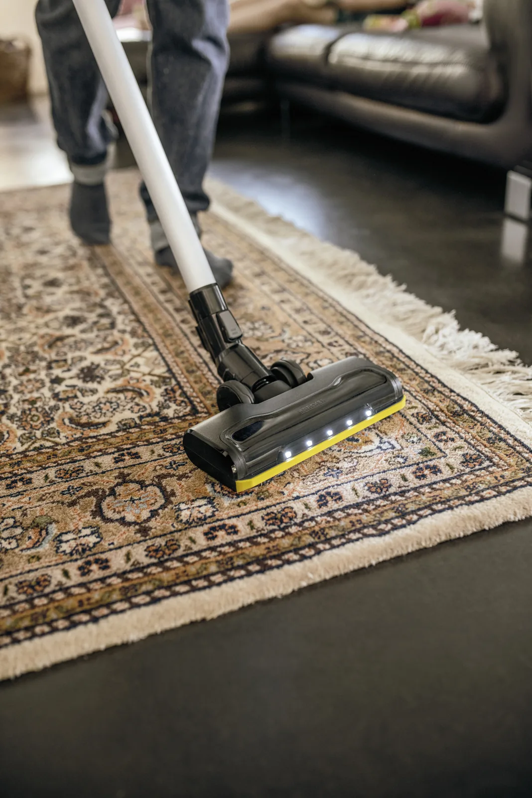 Пылесос вертикальный Kärcher VC 6 Cordless