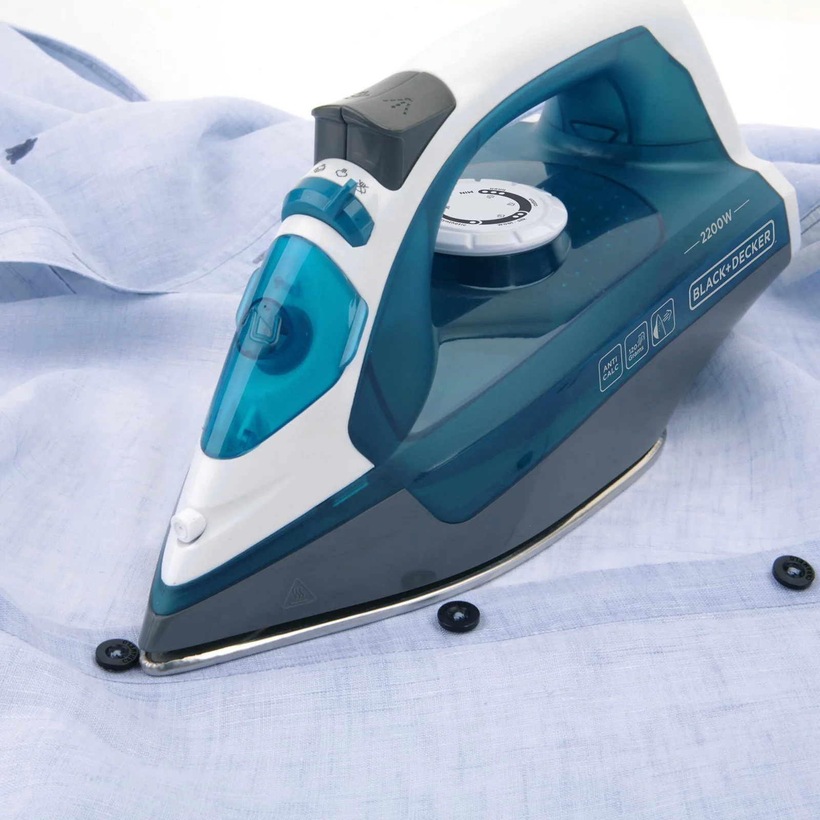 Утюг Black+Decker BXIR2200E